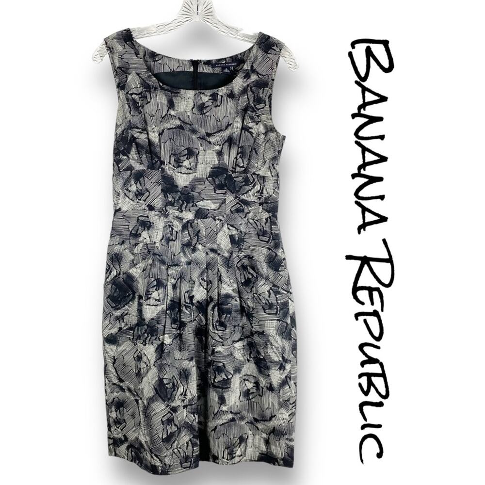 Banana Republic Silk Wool Pleated Sheath Dress Black Floral Womens Size 4